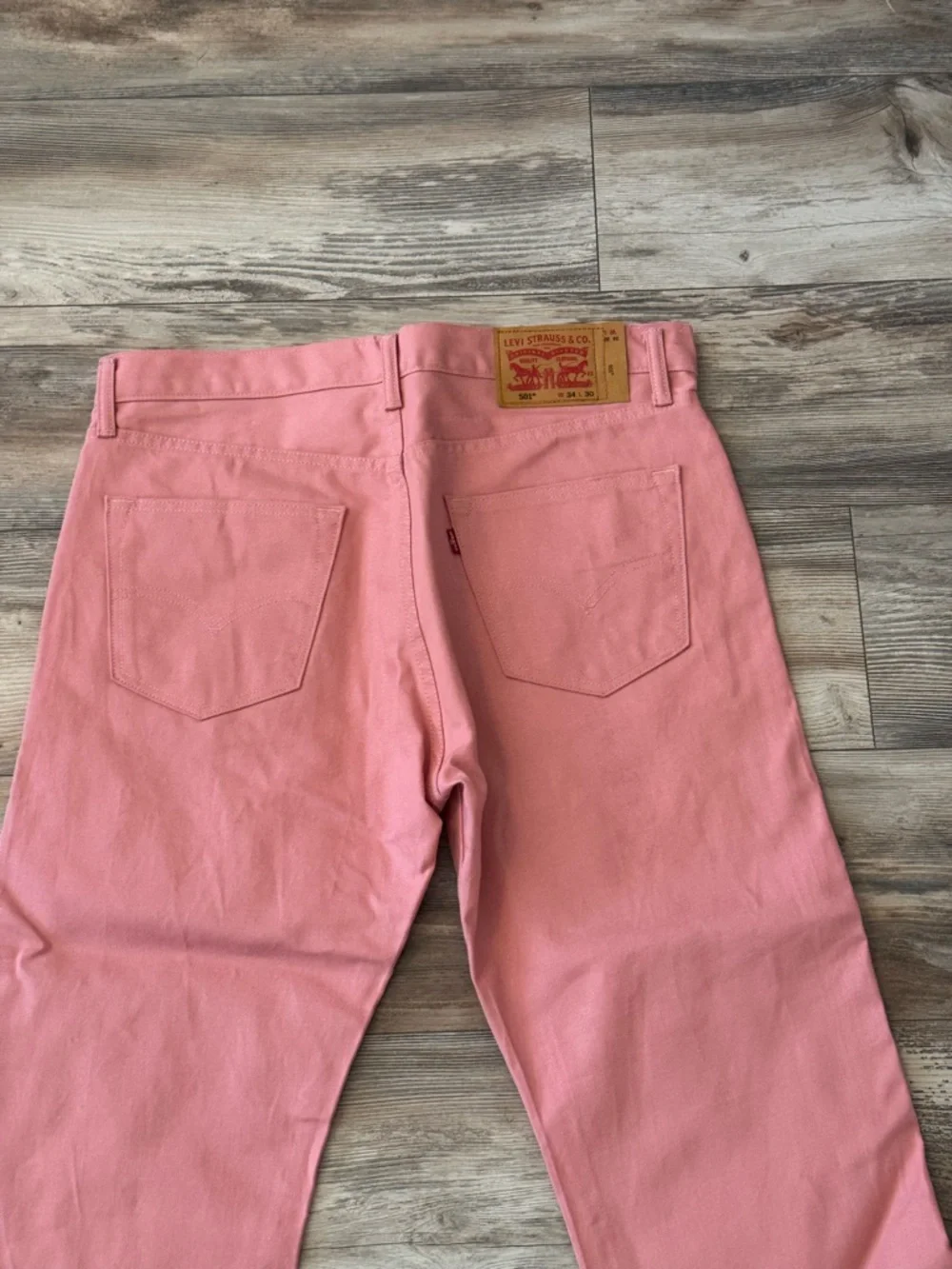 Levi's 501 original fit jeans Coral Pink Color Button Fly 34x30